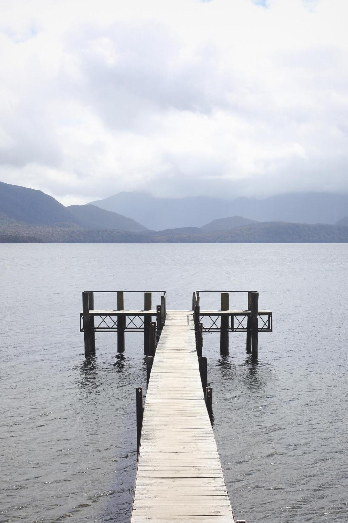 Bed and Breakfast Shakespeare House Te Anau Esterno foto