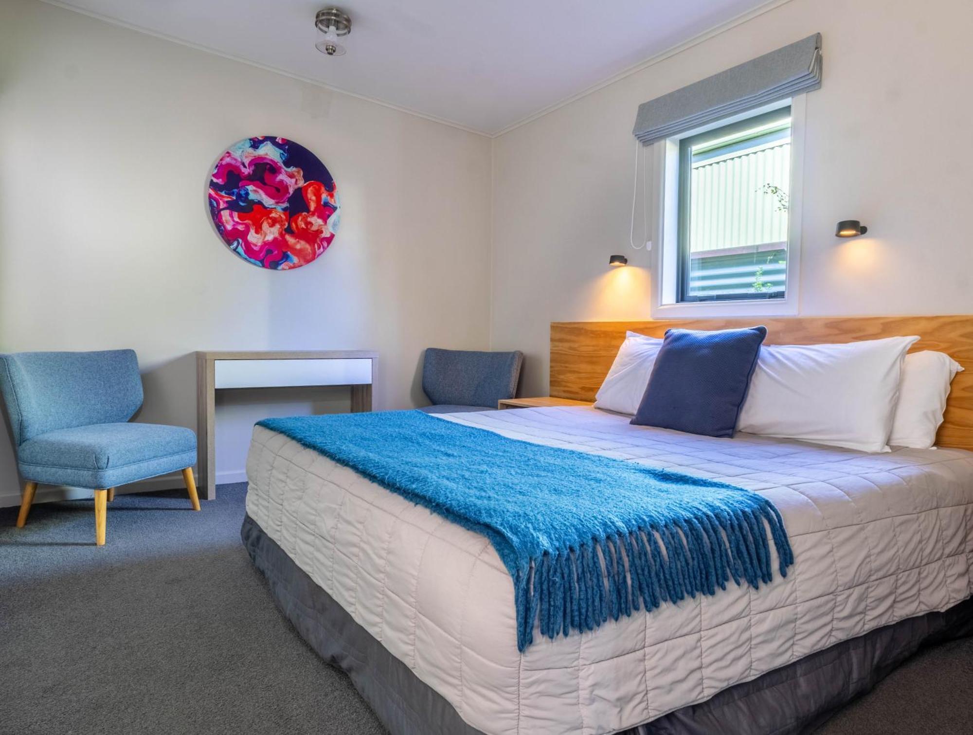 Bed and Breakfast Shakespeare House Te Anau Esterno foto